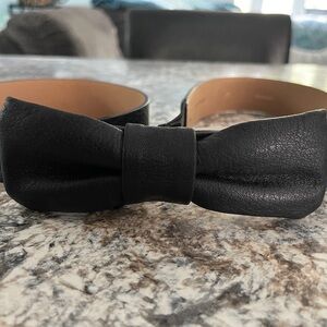 Kate Spade Bow Belt Black Leather L/XL In the Loop